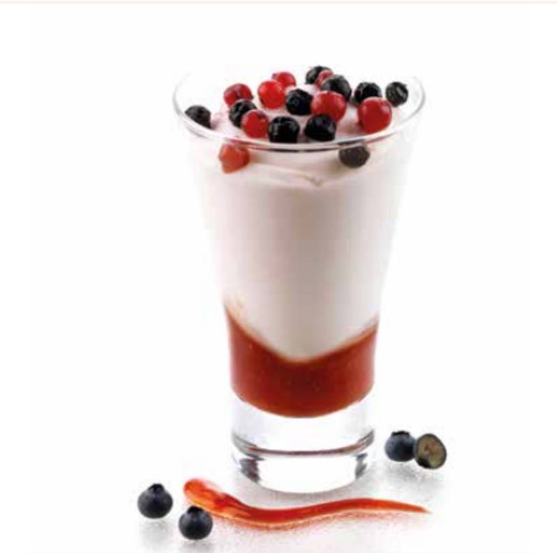 Coppa yogurt e frutti di bosco